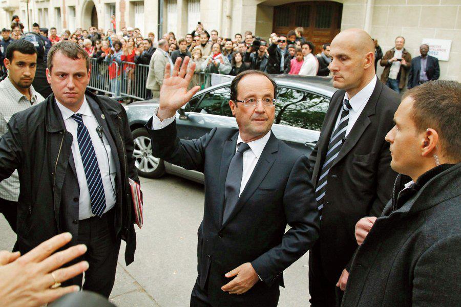 Bodyguards escorting a government official